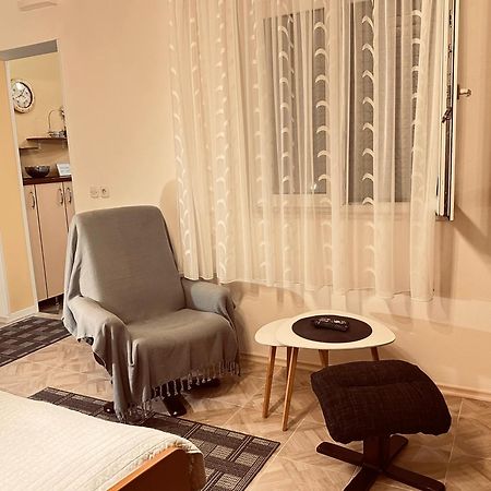 Apartments - Rooms Vesna Primosten Ngoại thất bức ảnh