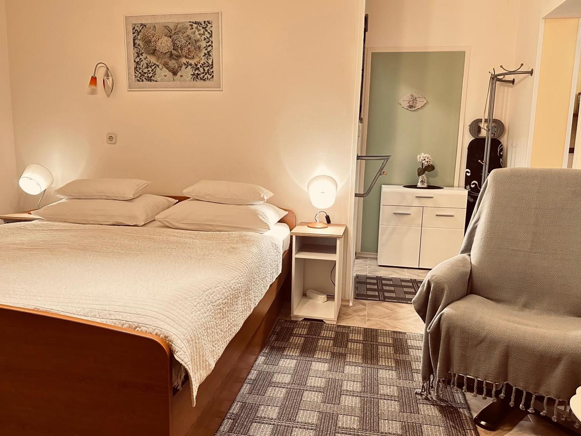 Apartments - Rooms Vesna Primosten Ngoại thất bức ảnh