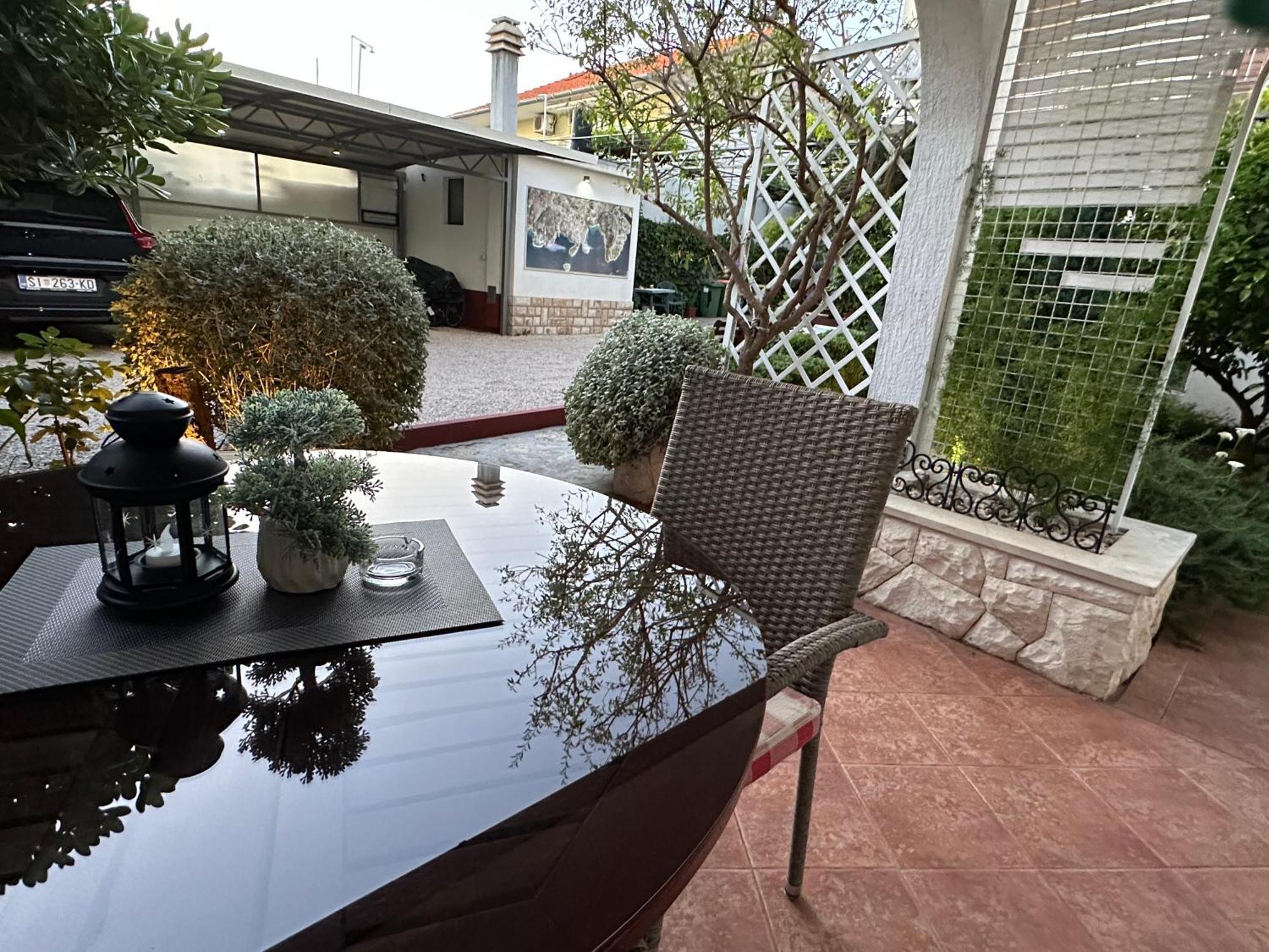Apartments - Rooms Vesna Primosten Ngoại thất bức ảnh